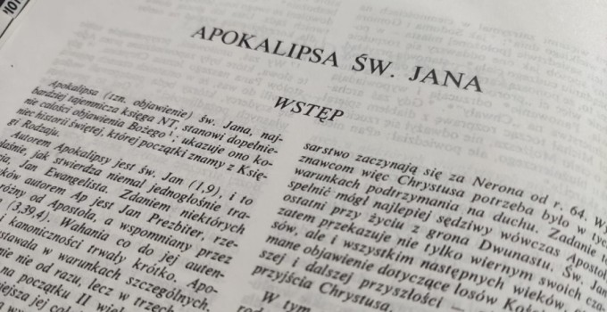 Przewodnik po Biblii - część CDX